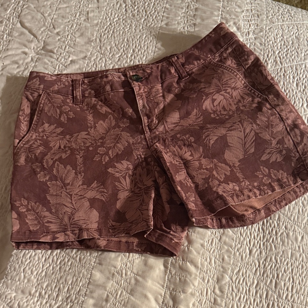 a.n.a Mauve Floral Women's Shorts